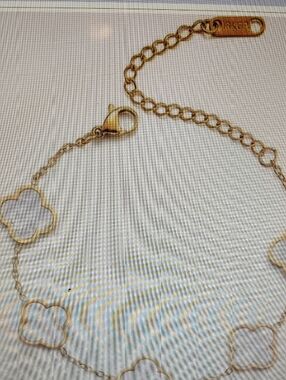 Gold Clover Link Bracelet with White Inlay - AIPPK,  BNIB